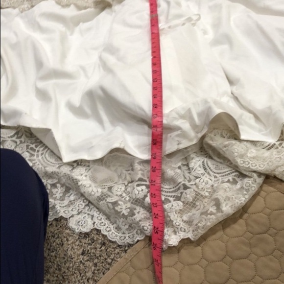 Allure Bridals Wedding Gown Ivory Rhinestone Beaded Pearl Floral Lace 9051 - Picture 8 of 12